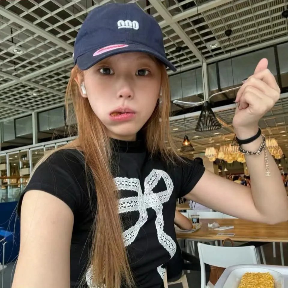 三个相爱的少年